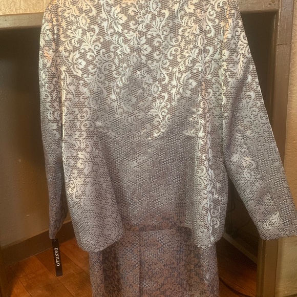 2-pc Formal Suit - Picture 2 of 2